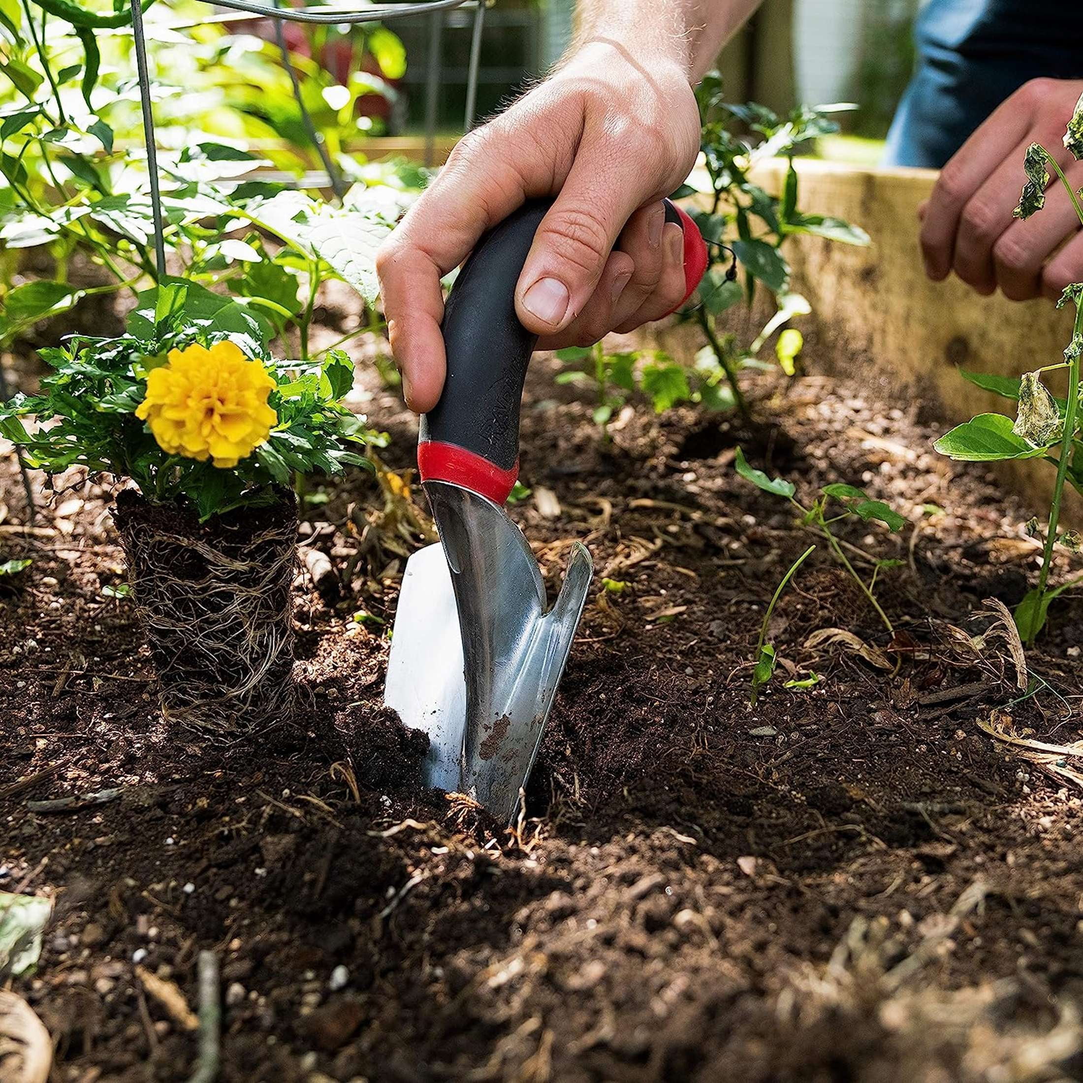 Radius Garden 10011 Ergonomic Aluminum Hand Trowel, Red - Walmart.com