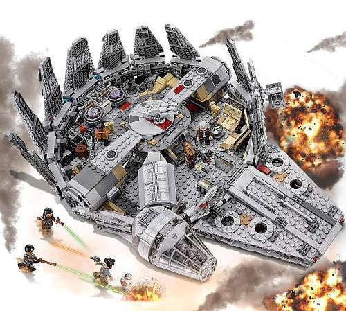 Pre-Owned Star Wars The Force Awakens Millennium Falcon Set LEGO 75105 [Damaged Package]