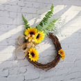 thumbnail image 3 of 100 piezas de cabezas de girasol artificiales de seda, girasol amarillo falso para decoración del hogar, jardín, oficina, ramo de boda, fiesta de Navidad (diámetro: 7 cm), 3 of 5