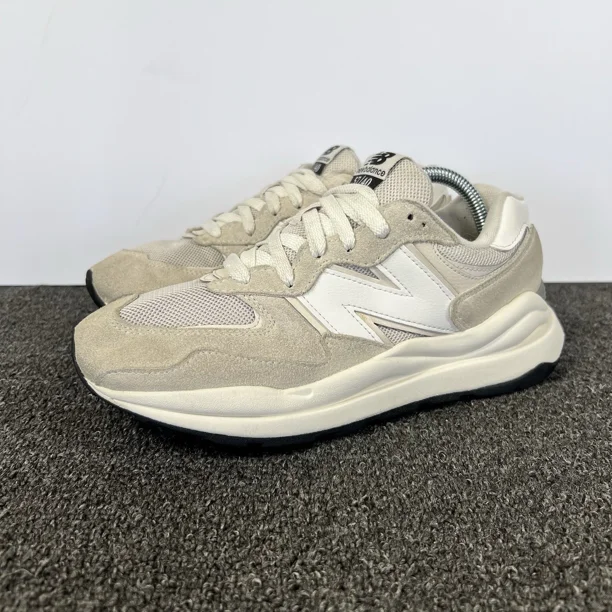 New Balance 57/40 Beige White Suede Shoes Size 8.5 D Mens M5740VPD Sneakers