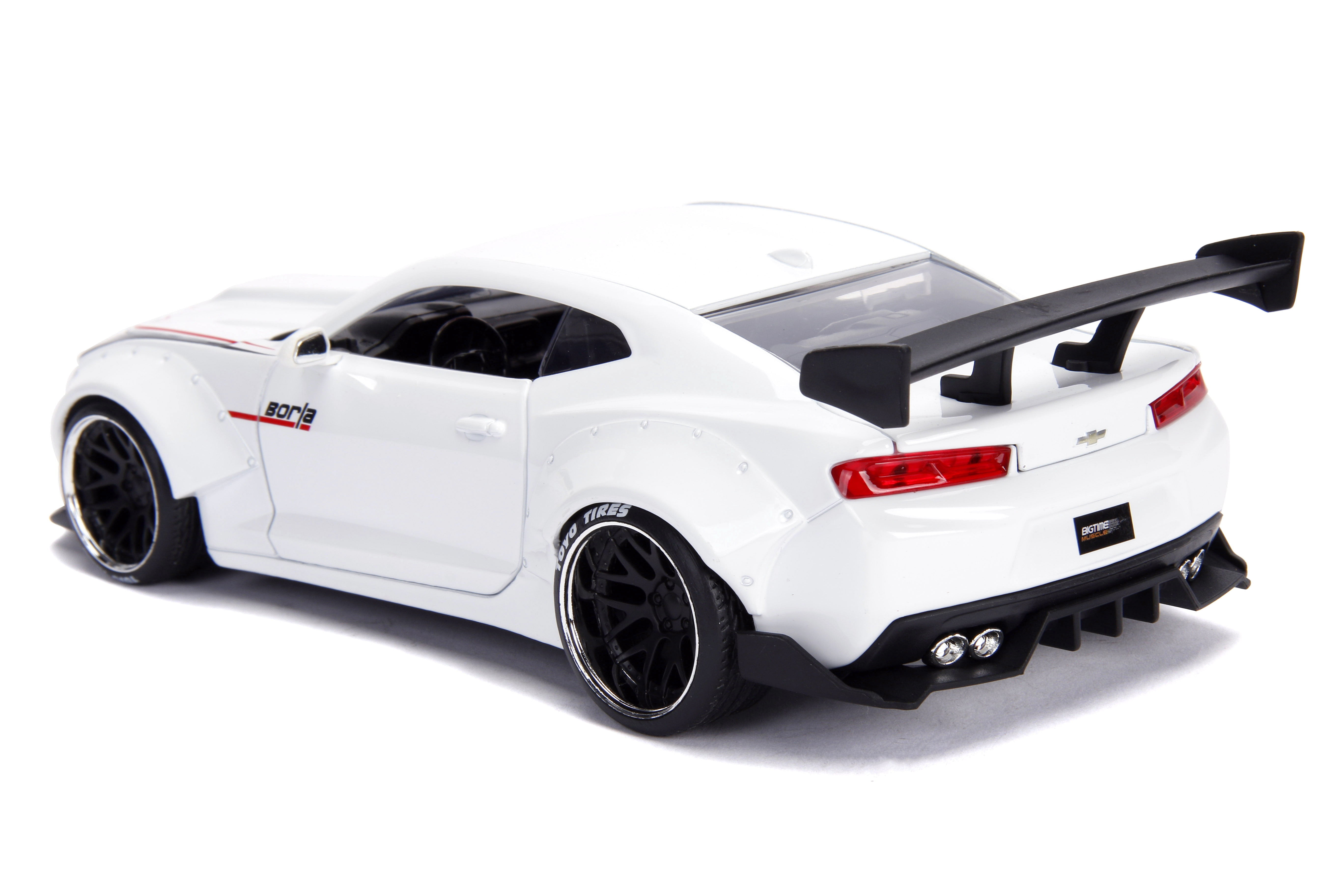 BigTime Muscle 1:24 2016 Chevy Camaro SS Widebody Die-cast Car Silver Play Vehicles(Selections May Vary)