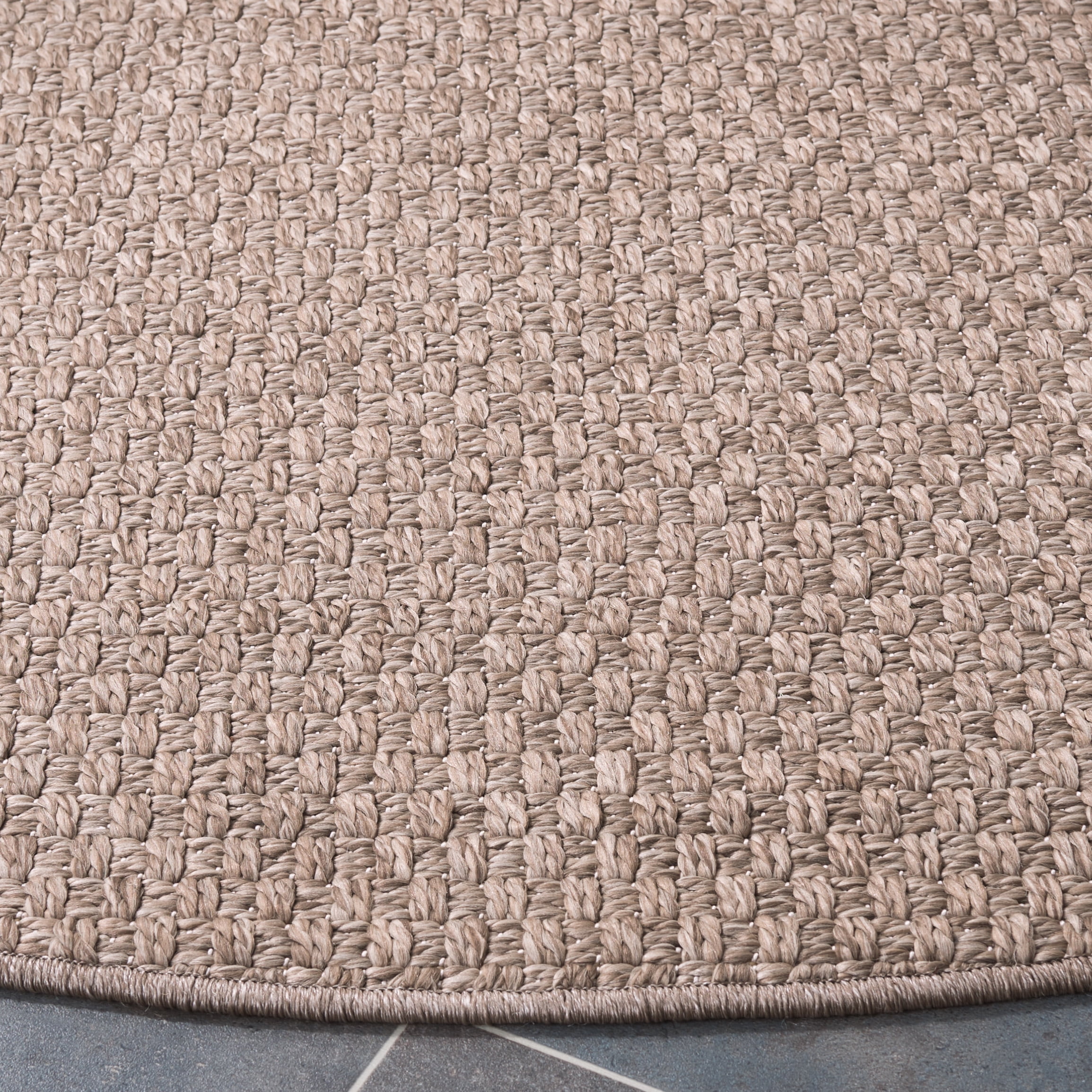 Safavieh Sisal All-Weather Delroy Solid Indoor/Outdoor Area Rug, Brown, 7'9" x 7'9" Round