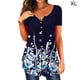 thumbnail image 4 of Qarigey Camiseta de poliéster para mujer, blusa plisada con estampado y cuello de pico, blusa lavable transpirable para interiores y exteriores, Prendas para la parte del cuerpo Azul blanco SG, 4 of 5