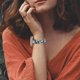 thumbnail image 4 of Apple Watch Band 38 mm 40 mm 41 mm 42 mm 44 mm 45 mm 49 mm, correa de cuero de grano superior Compatible para mujeres iWatch Series 87654321 / SE Bands oso de fresa Hogar, 4 of 6