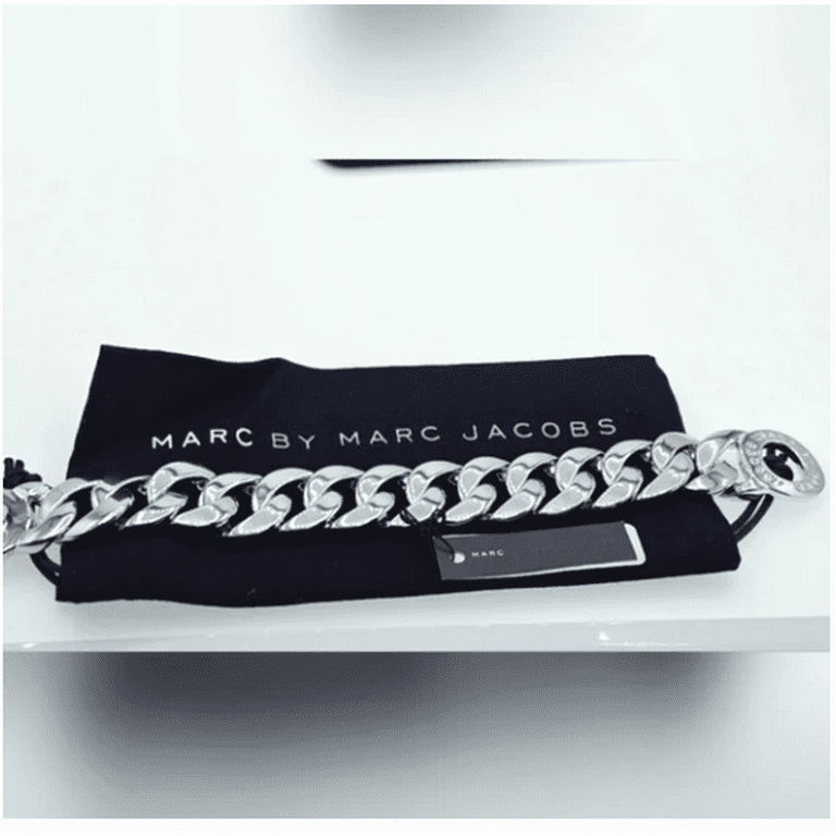 Marc Jacobs Katie Twist Lock Cream Resin and Silver-Tone Chain Bracelet MARC JACOBS KATIE TURNLOCK SILVER-TONE BRACELET - Walmart.com main image 4