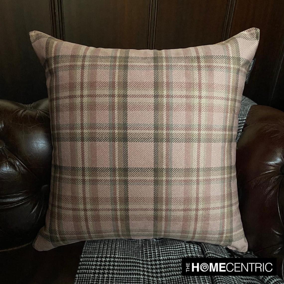 Winter Plaid Throw Pillow cover, 22"x22" Pink Velvet Cushion Cover, Modern Plaid Farmhouse Buffalo Check Pillow Cover For Sofa Couch, Hotels, living Room, Bed Room - Plaidscape Pink