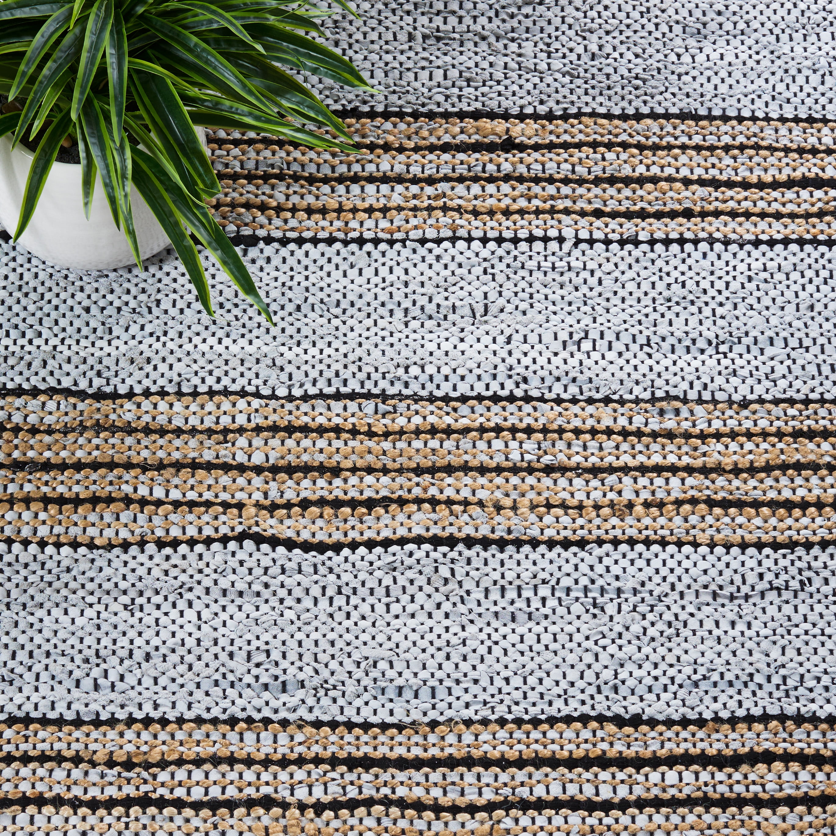 SAFAVIEH Vintage Leather Crawford Striped Runner Rug, Silver/Natural, 2'3" x 9'
