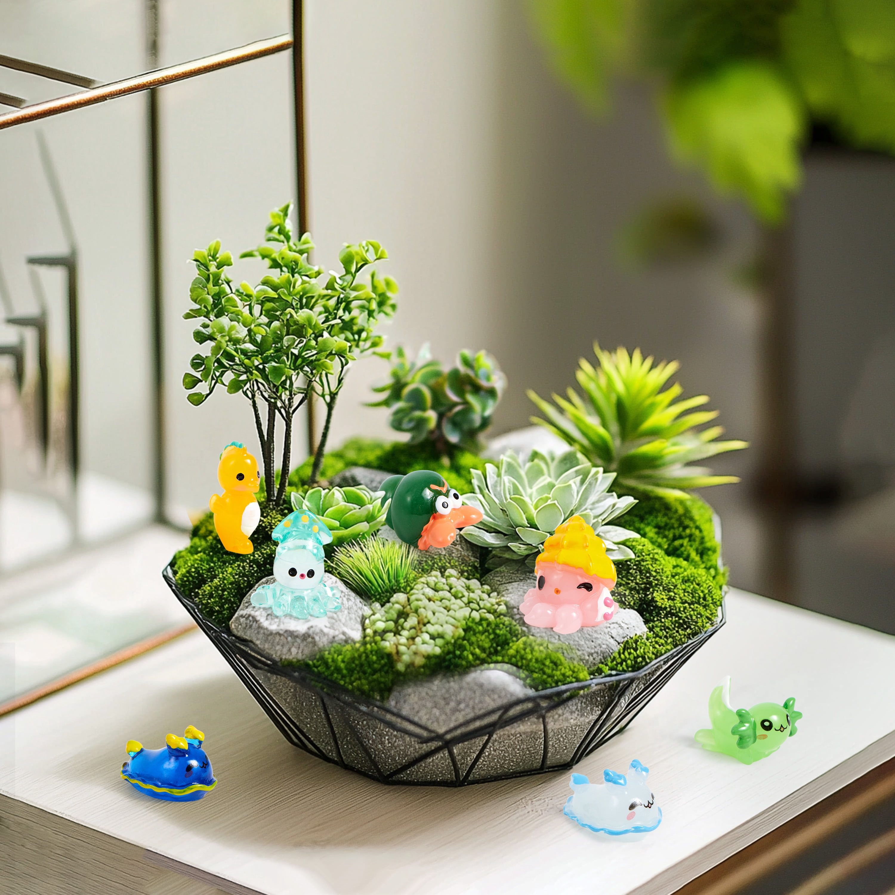 Joyfy 50 Pcs Mini Resin Figures Sea Animal Party Favors Toys Tiny Resin Animals Figurines, DIY Miniature Things Decor, Cute Fish Tank Accessories