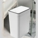 thumbnail image 5 of Cubos de basura domésticos sellados de gran capacidad, inodoros, con tapa a presión, de plástico, para cocina, sala de estar y baño, color blanco, 5 of 12