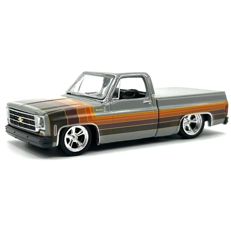 M2マシーン　ムーンアイズ　シボレー C-10　シルバラード　1/64　イエロー M2マシーン ムーンアイズ シボレー C-10 シルバラード 1/64 イエロー