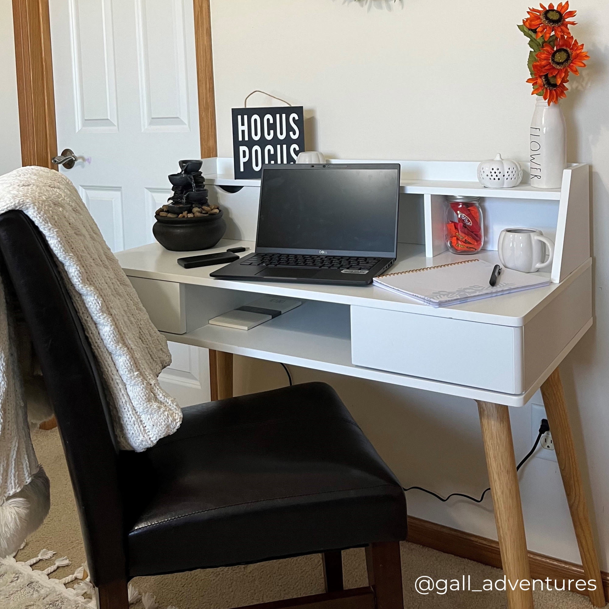 Teamson Home Creativo Wooden Writing Desk with Storage, White/Natural