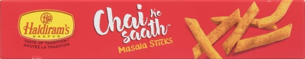 HALDIRAM MASALA STICKS 200G are premium savory snacks from the "Chai Ke Saath" series, specifically crafted to complement tea and coffee with a bold, aromatic spice profile.