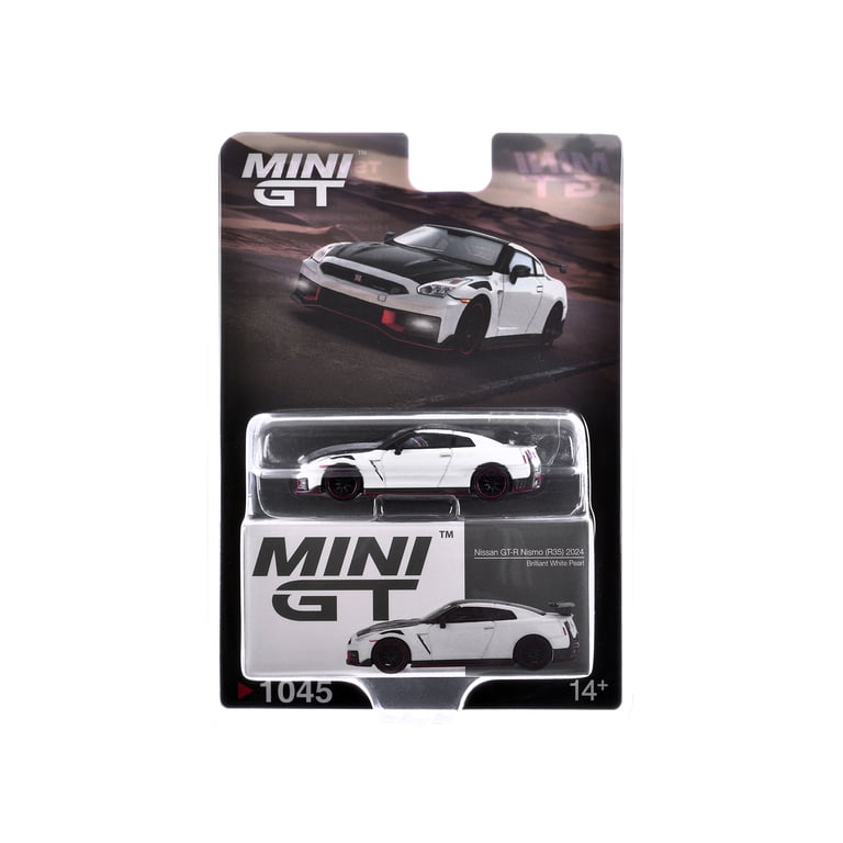 2024 Nissan GT-R Nismo (R35) Brilliant White Pearl with Carbon