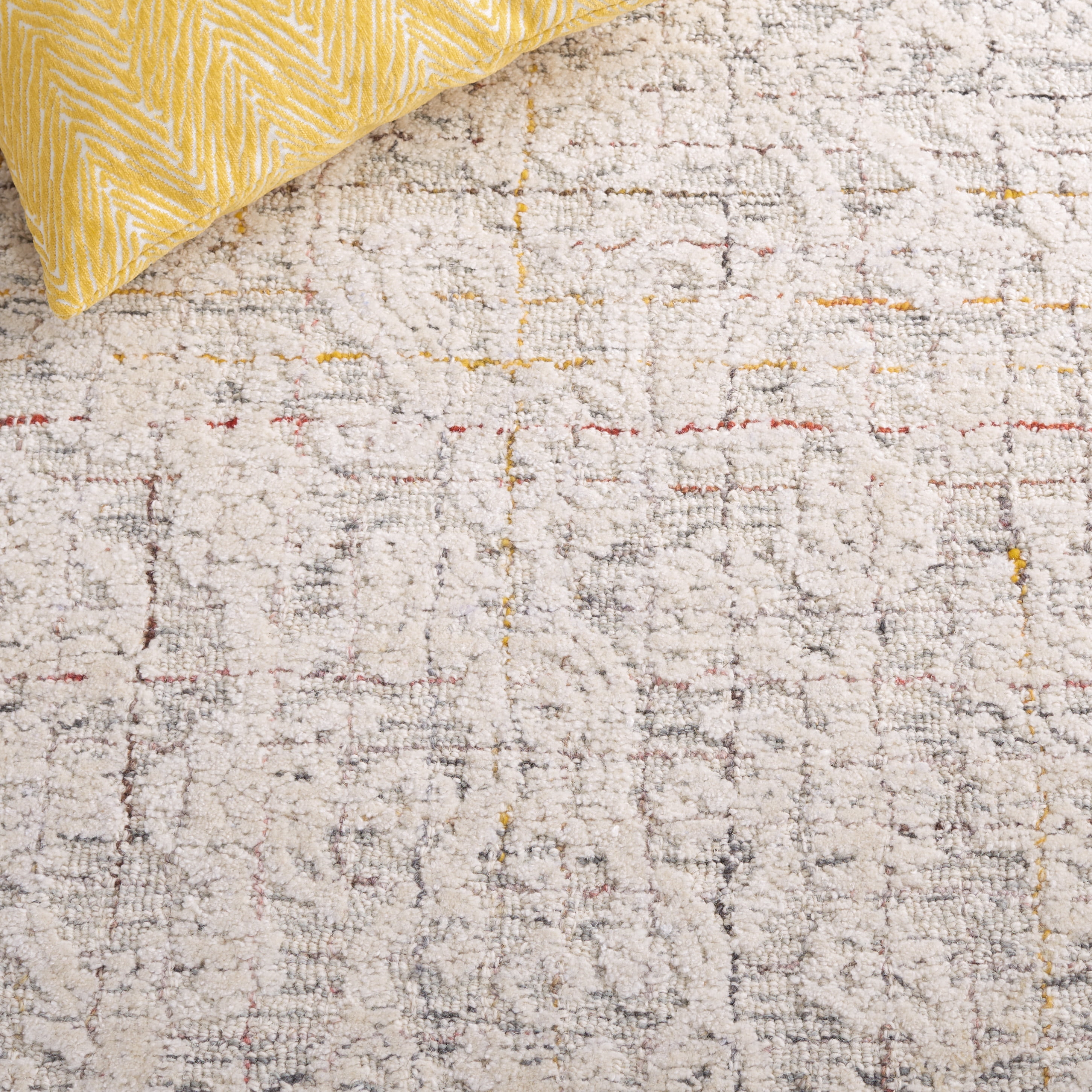 SAFAVIEH Metro Aideen Distressed Runner Rug, Grey/Ivory, 2'3" x 9'