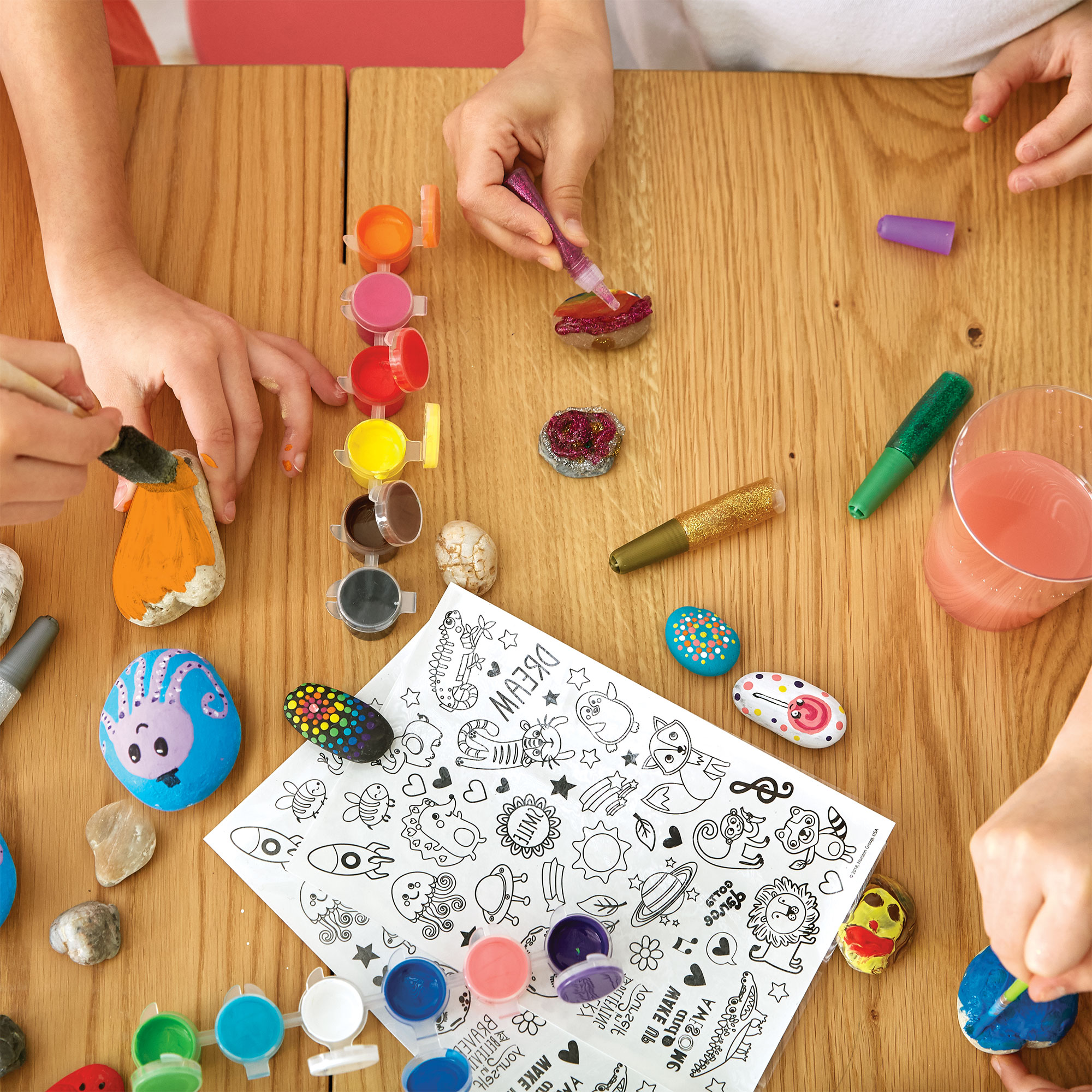 Made By Me Create Your Own Multicolor Rock Art Kit photo 2