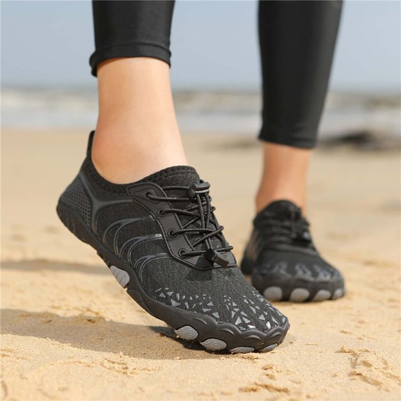 KANG Fashion Unisex Quick-Dry Water Shoes, Lightweight River-Tracing Outdoor Footwear, Anti- Beach Shoes for Hiking, Walking, and Light Training Black 36