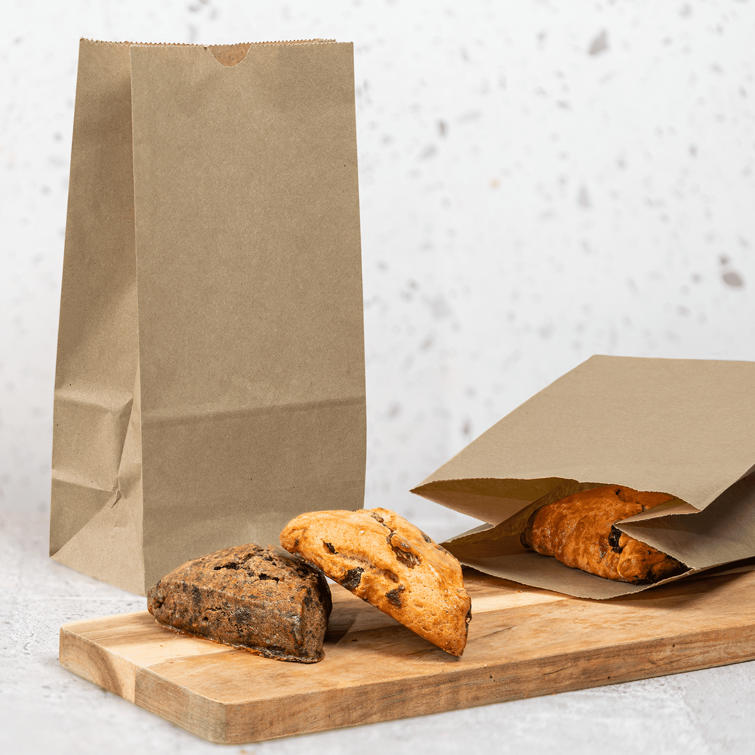 Karat Brown Paper Bags, 6 lb, 2000 ct – Kraft Lunch & Snack Bags, Bulk Pack