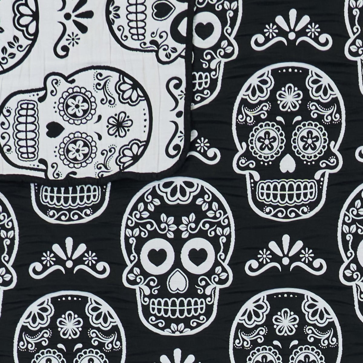Greenland Home Fashions Sugar Skull Jacqard Woven Reversible Slipcover/Furniture Protector, Armchair