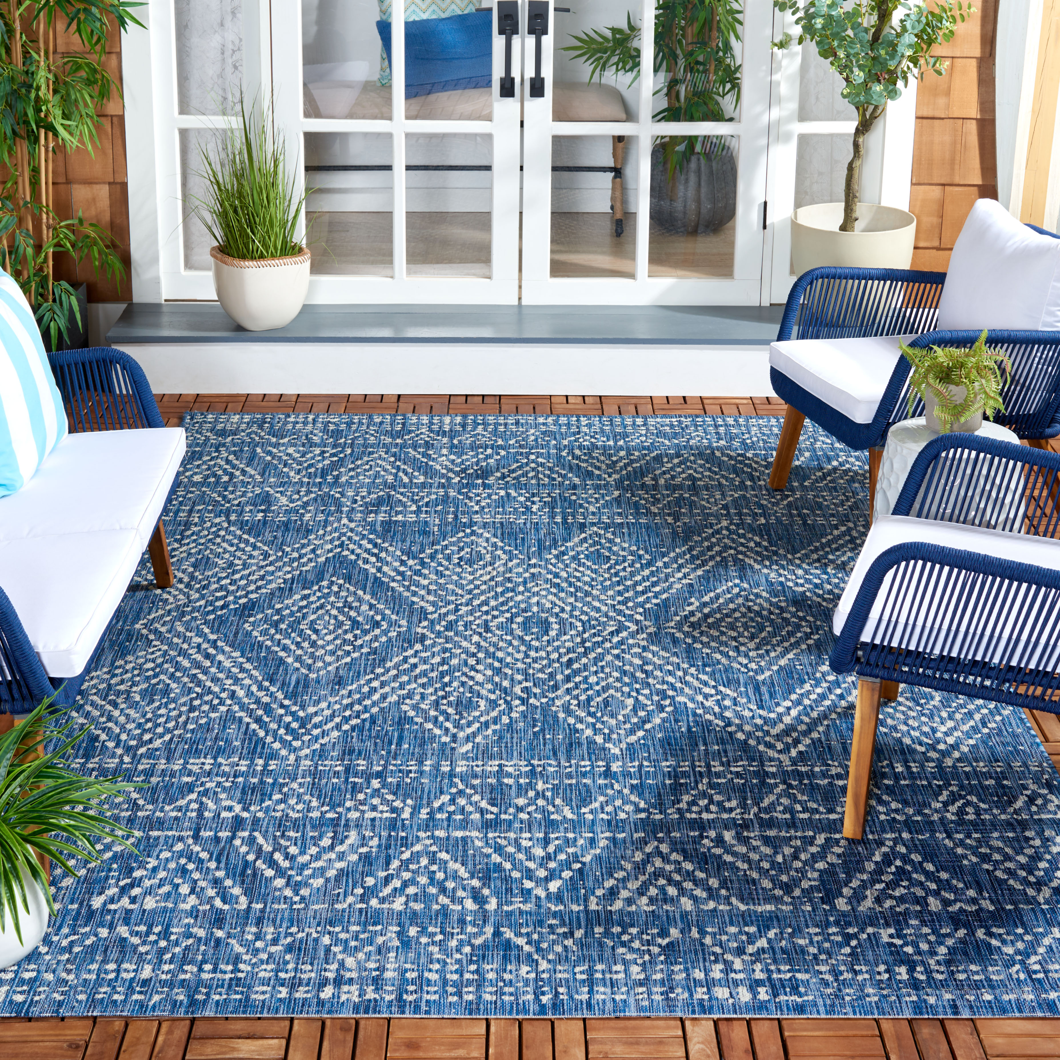 SAFAVIEH Courtyard Morven Geometric Indoor/Outdoor Area Rug, Navy/Grey, 6'7" x 9'6"
