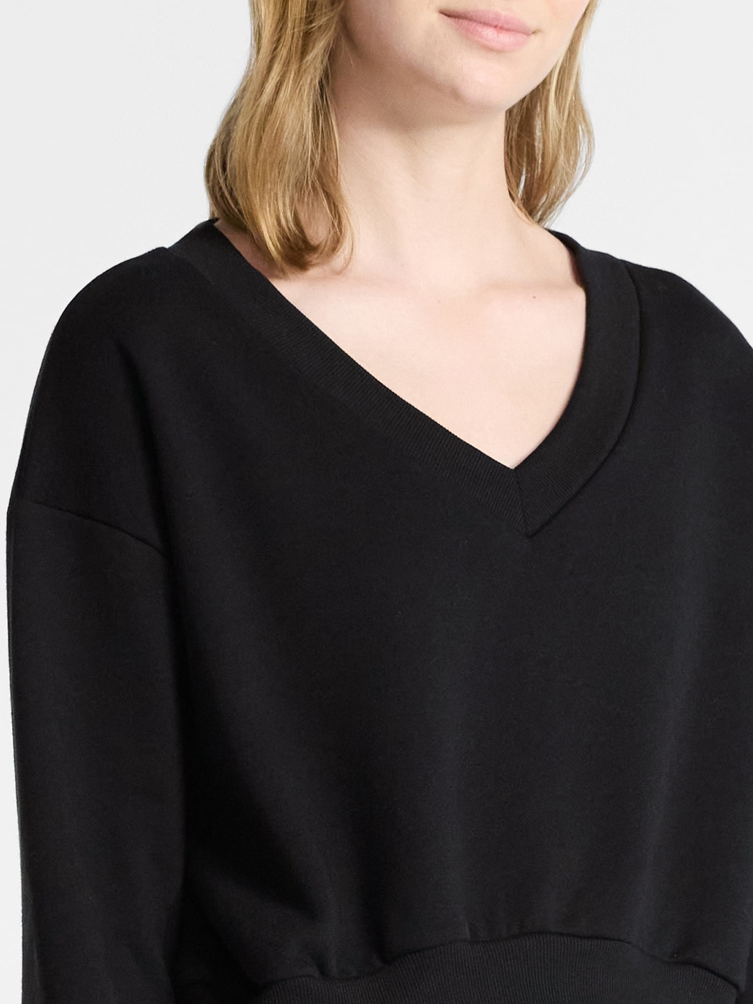 No Boundaries V-Neck Fleece Cropped Sweatshirt, Women's