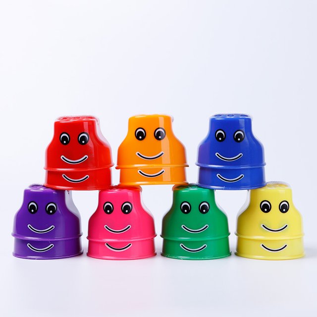 1 par de zancos de cara sonriente, equipo de entrenamiento deportivo para niños con sentido del equilibrio, para caminar sobre zancos, zancos de plástico para jardín de infantes, verde, 9,7*11 cm ShuxiuWang 8390613453938