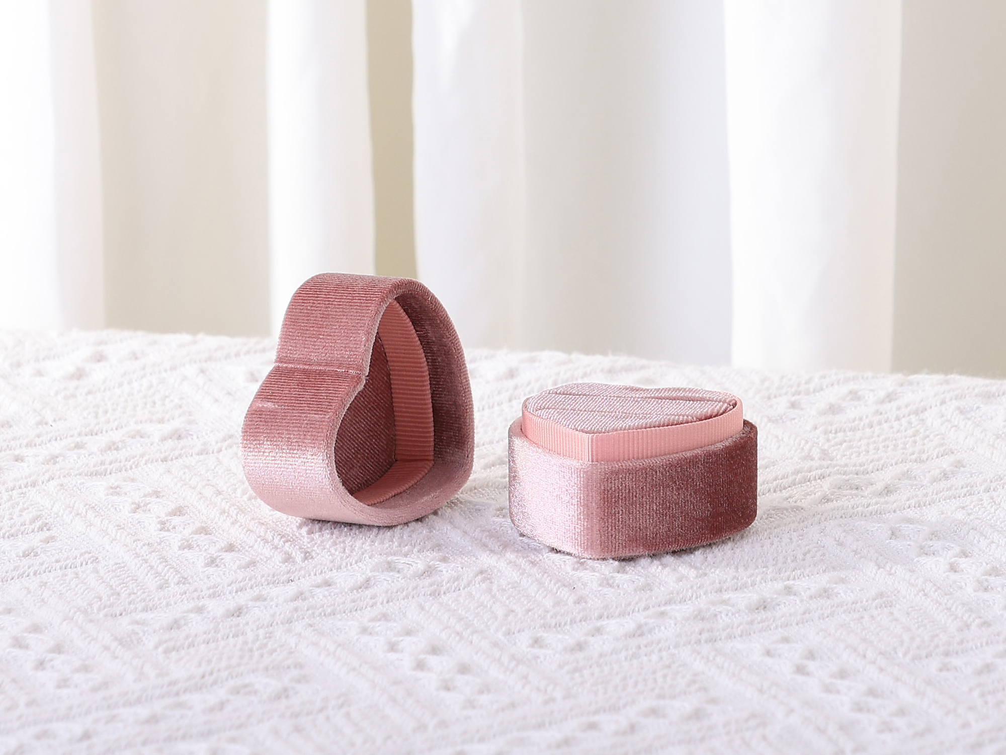 Unique Bargains Velvet Ring Box 2 Slots Heart-shaped Jewelry Box Ring Holder for Proposal Pink