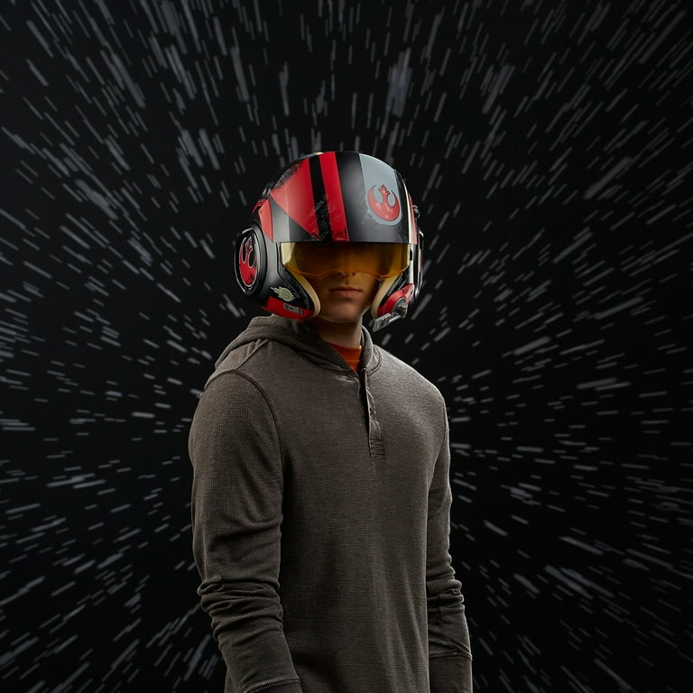 Star Wars The Black Series Poe Dameron Electronic X-Wing