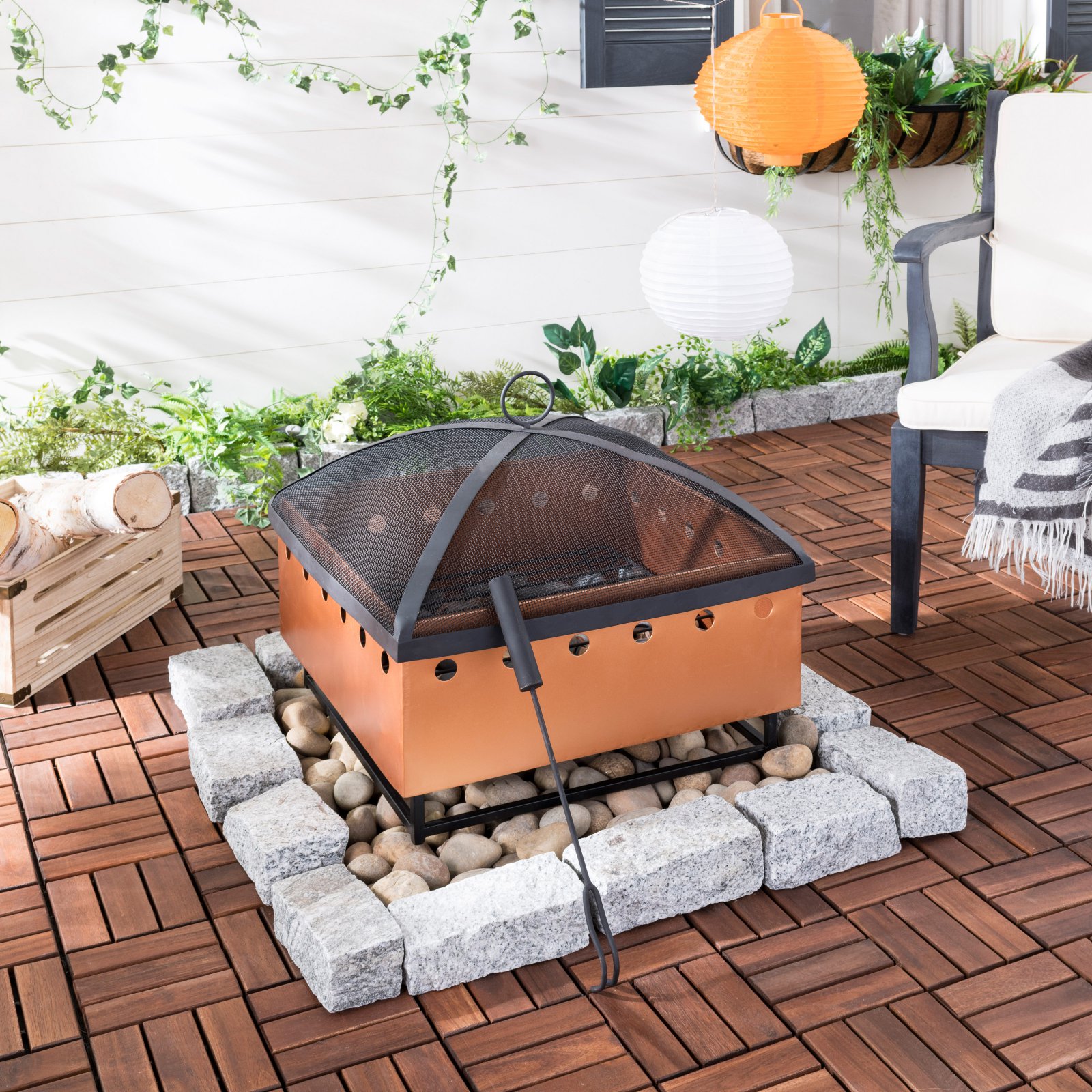 Safavieh Wyatt Outdoor Contemporary Square Fire Pit with Cover