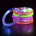 thumbnail image 1 of Pulseras navideñas con varillas luminosas LED que brillan en la oscuridad, suministros para fiestas para niños y adultos, 1 of 9