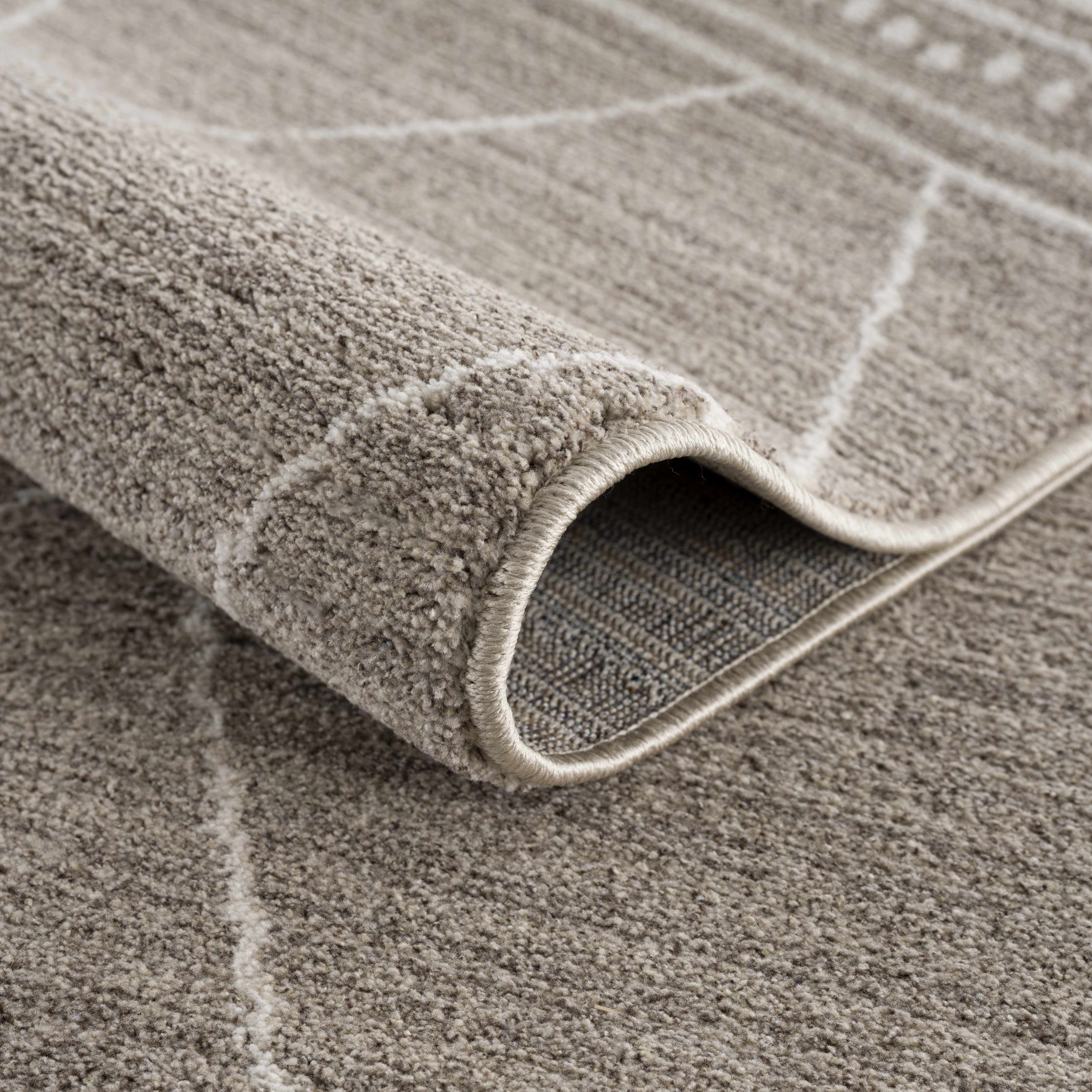 Hauteloom Casablanca Collection Living Room Bedroom Area Rug - Cozy Moroccan Farmhouse Carpet - Brown, White - 3'11" x 5'7"