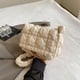 thumbnail image 4 of Bolso Mano Acolchado para Mujer Hombro Fruncido Color Sólido Gran Capacidad Citas Niñas (Beige), 4 of 9
