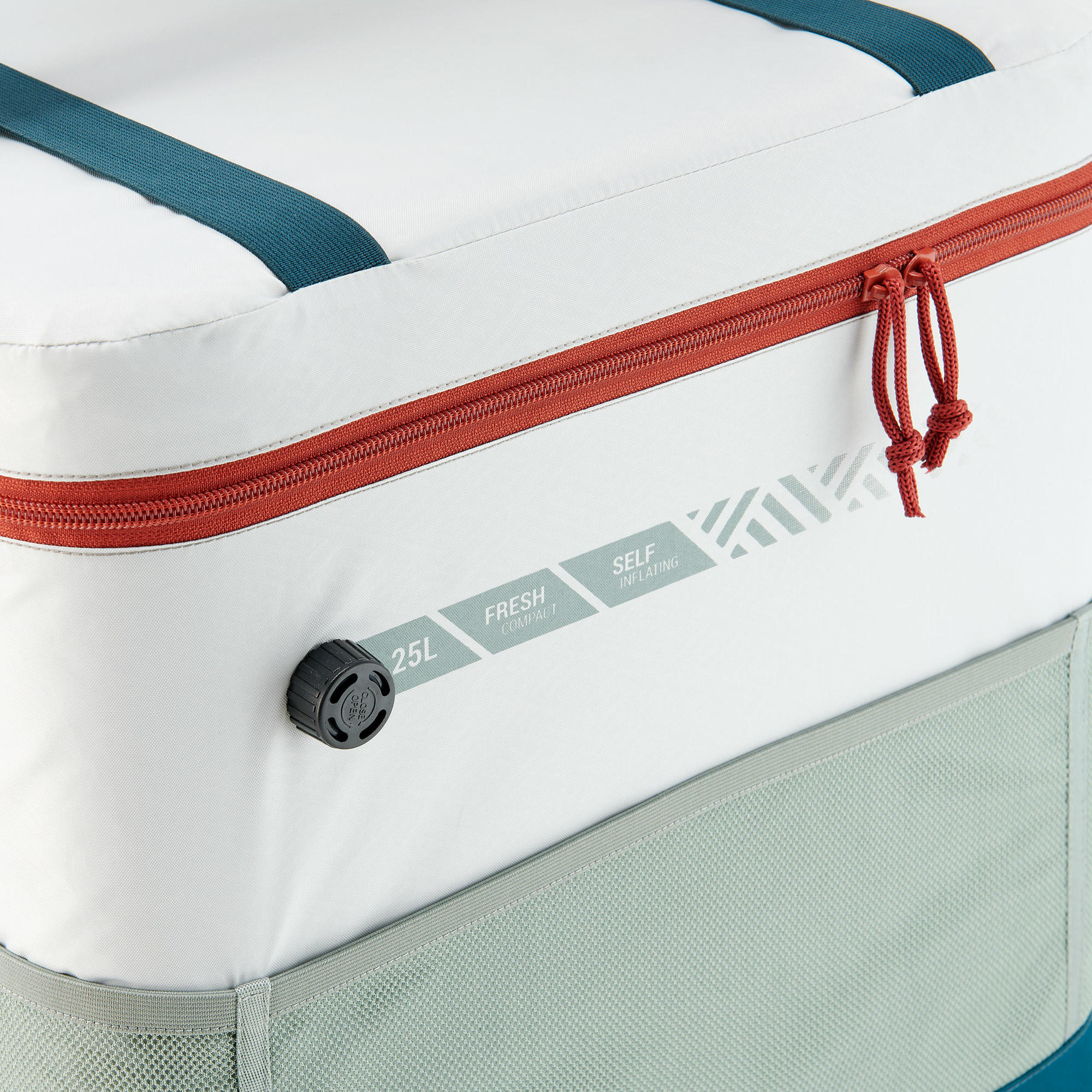 Quechua Camping Soft Cooler Bag 25 Can Capacity photo 7