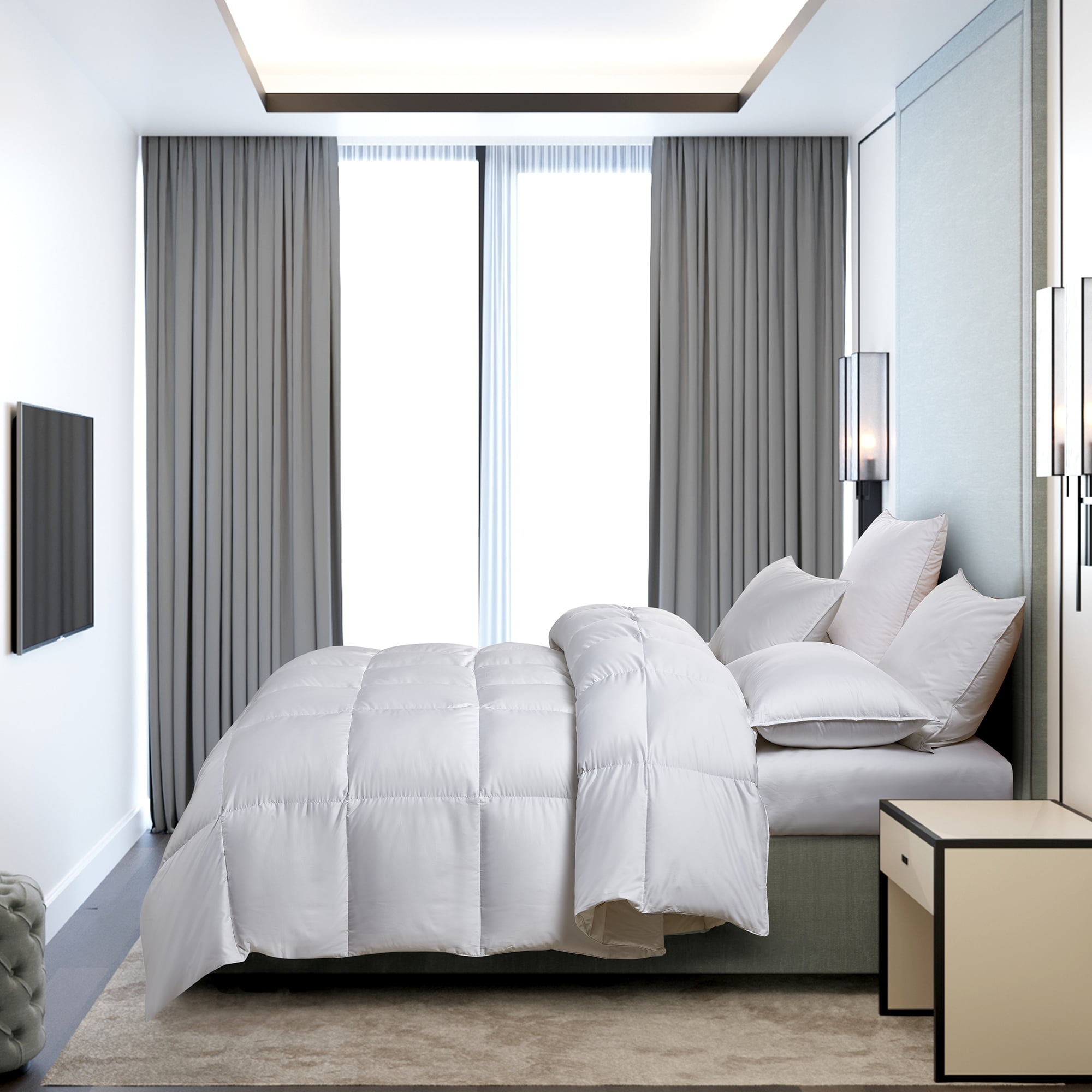 Serta 300 Thread Count White Down Fiber Comforter-All Seasons Warmth