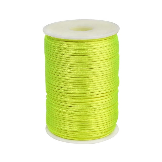 Nvzi Cordón de satén de nailon trenzado para hacer abalorios, hilo para hacer nudos chinos, macramé, pulseras, collares y joyas, 2,5 mm, amarillo claro