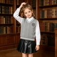 thumbnail image 4 of Odeerbi Niños Niñas V Cuello Cable de Punto Suéter Chaleco Bordado Insignia Sin Mangas Uniforme Escolar Chaleco, 4 of 8