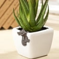 thumbnail image 4 of Estatuilla Kusrkot Jardinero Abrazador Mini Jardín 7.5x3.2x4.5cm, 4 of 8