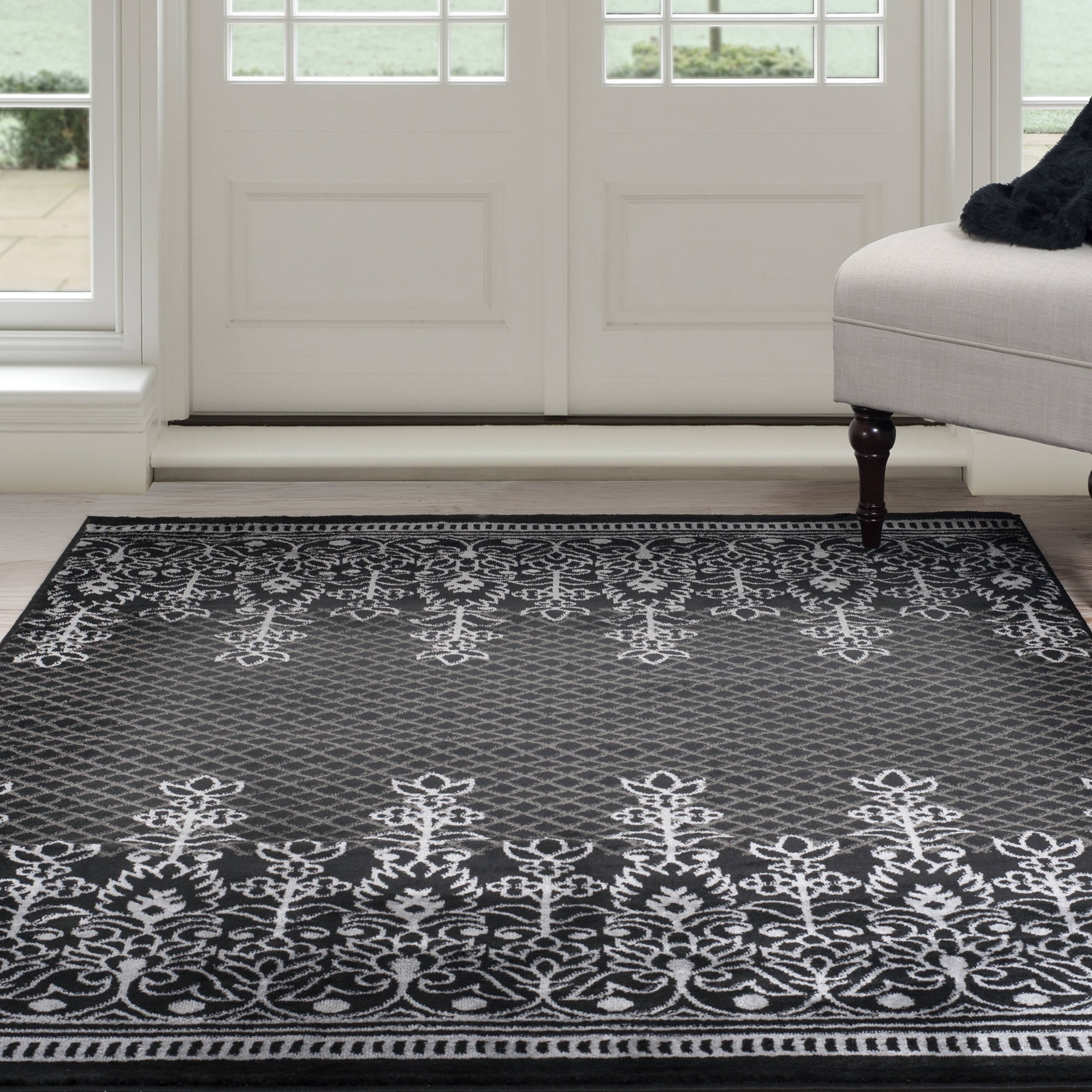 Somerset Home Royal Garden Area Rug, Black and Grey