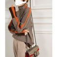 thumbnail image 4 of Pull Col Roulé Imitation Laine Manches Contrastées Paresseuses Design Printemps et Hiver pour Femmes, 4 of 5