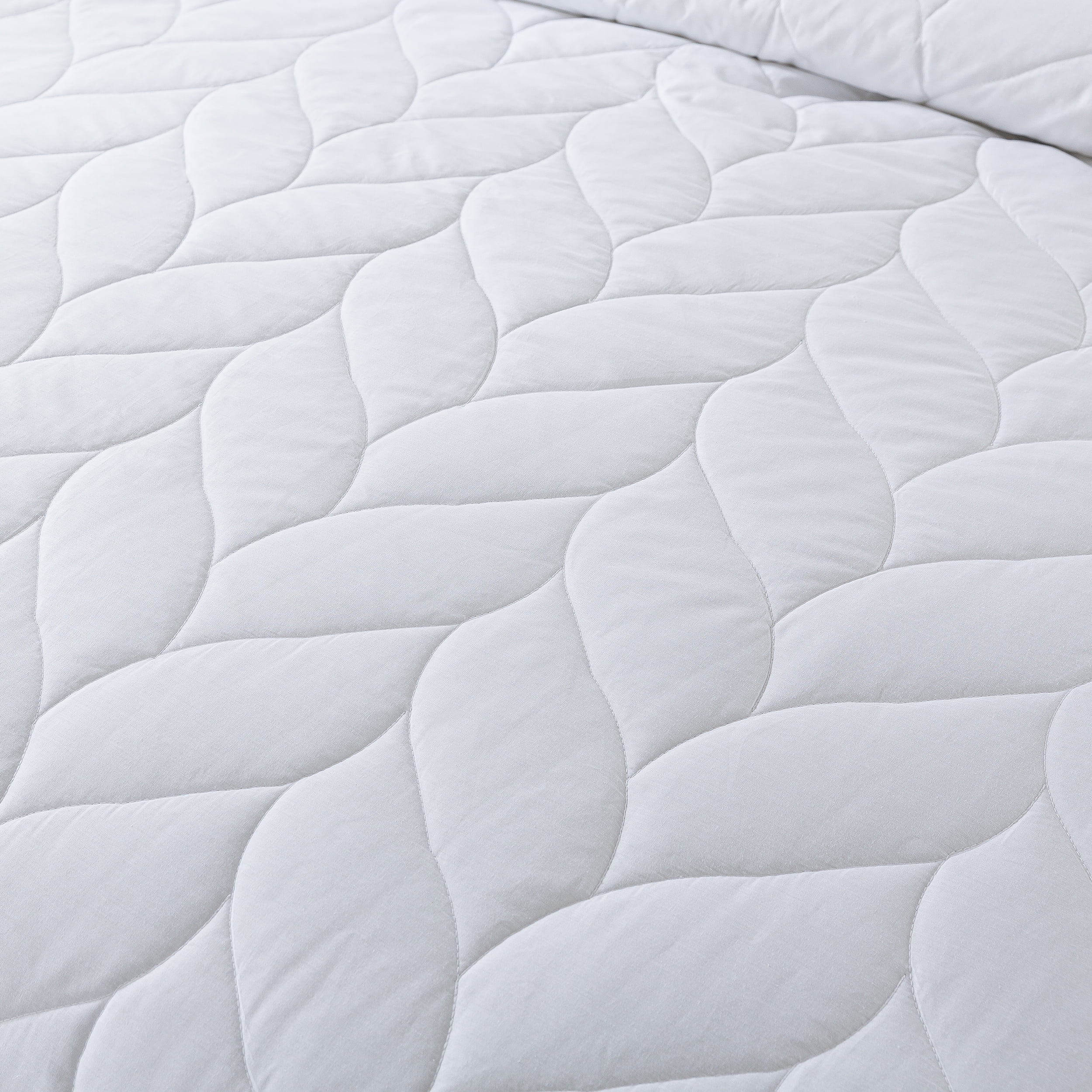 Waverly Cotton Down Alternative Blanket - Twin
