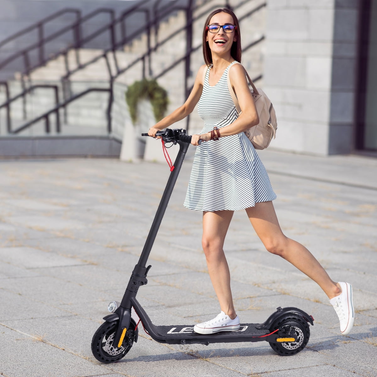 Kick Scooter, Electric Scooter with HighSpeed, 350W Motor, 19.88Miles Long Mileage, Double