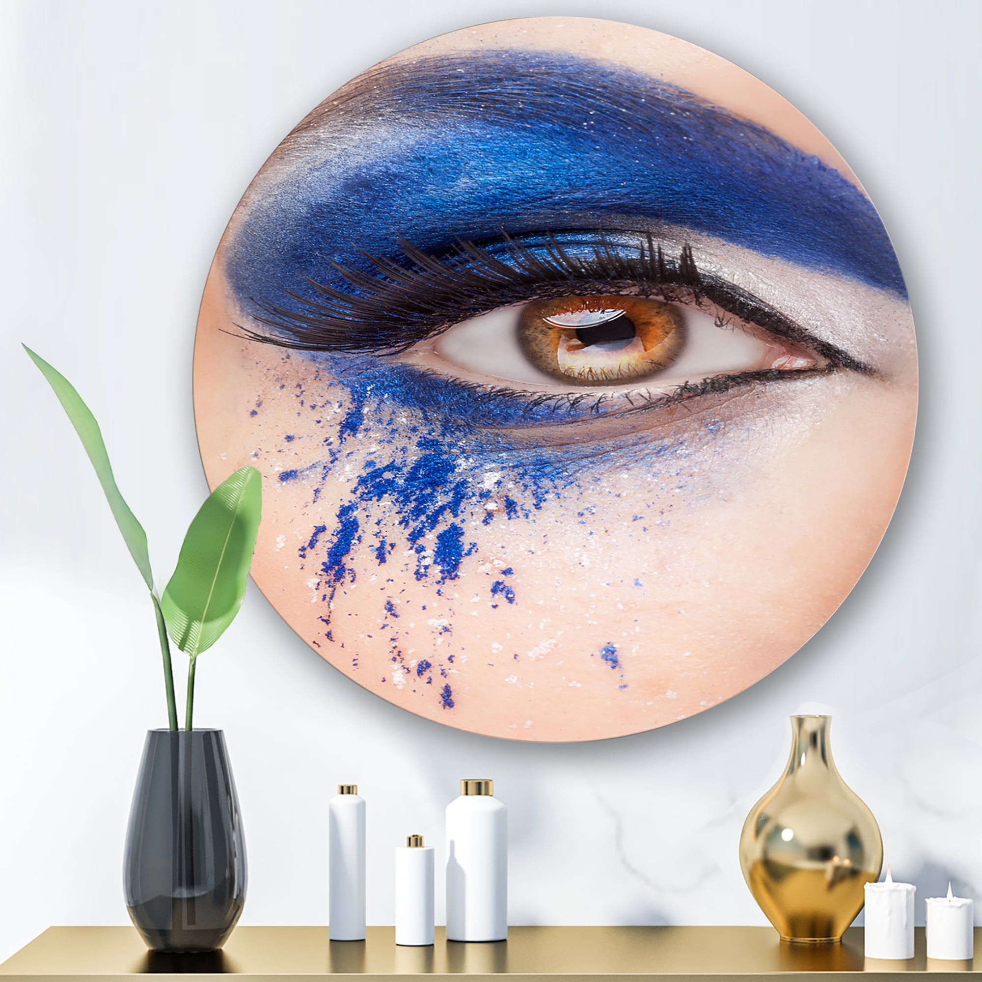 Designart 'Close Up Of Brown Eye With Blue Fantasy Make Up' Modern Circle Metal Wall Art 11x11 - Disc of 11