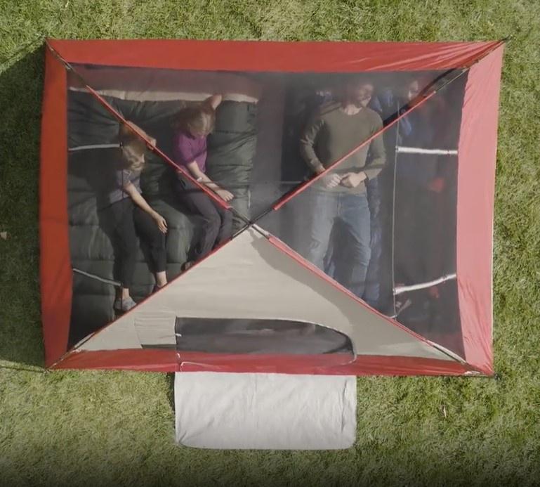 Carpa tipo domo Ozark Trail para 6 personas con área de descanso, 15 pies x 11 pies, roja y beige 4