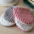 thumbnail image 1 of Mini manoplas para horno, 2 unidades, guantes de cocina resistentes al calor para proteger las manos, agarre antideslizante, juego ideal para manipular utensilios de cocina calientes, cocina, 1 of 5