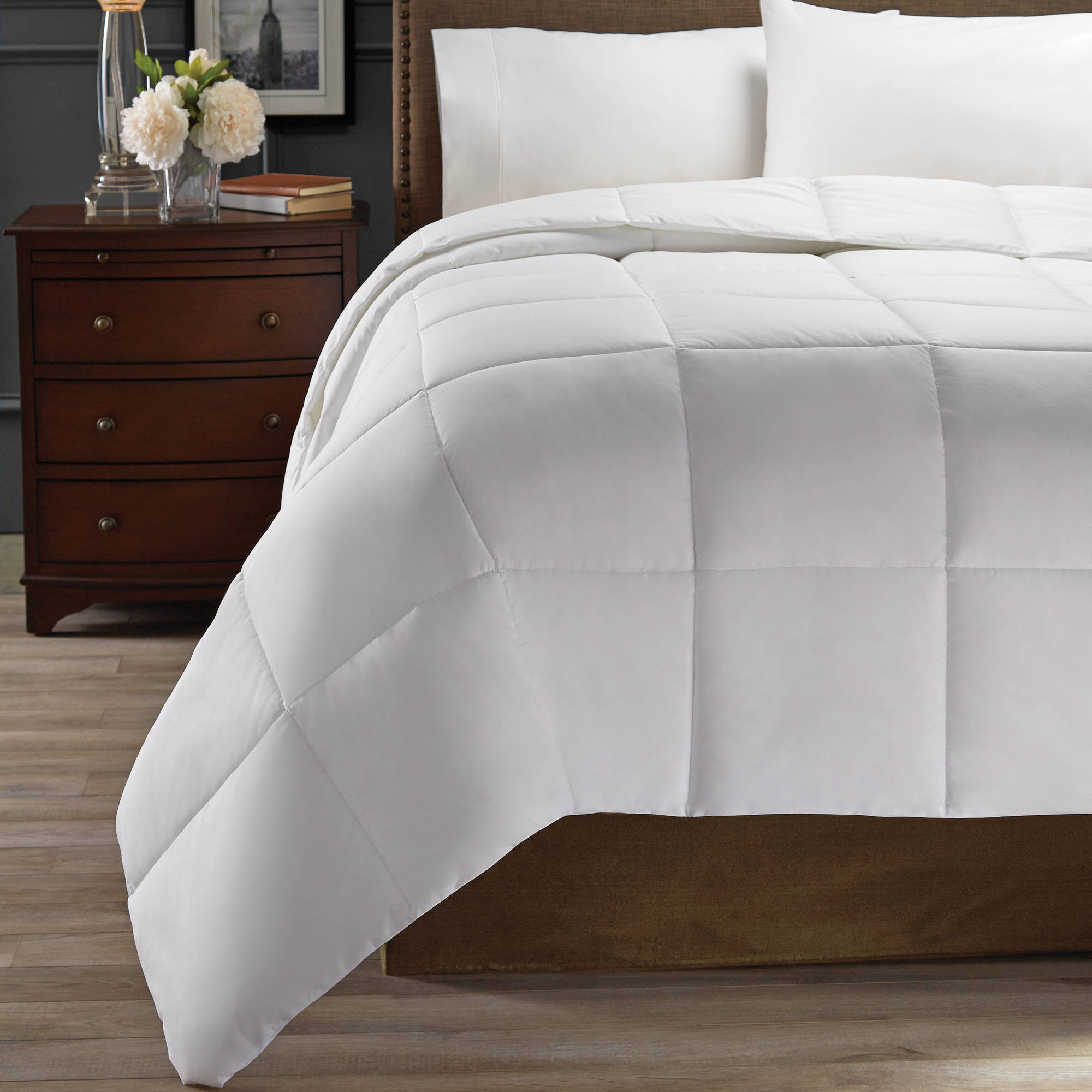 Hotel Style Down Alternative Comforter Multiple Warmth Levels
