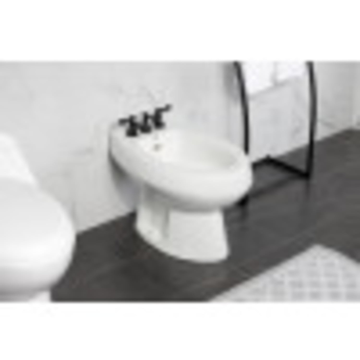 Kingston Brass KB320ACL American Classic Three-Handle Bidet Faucet, Matte Black