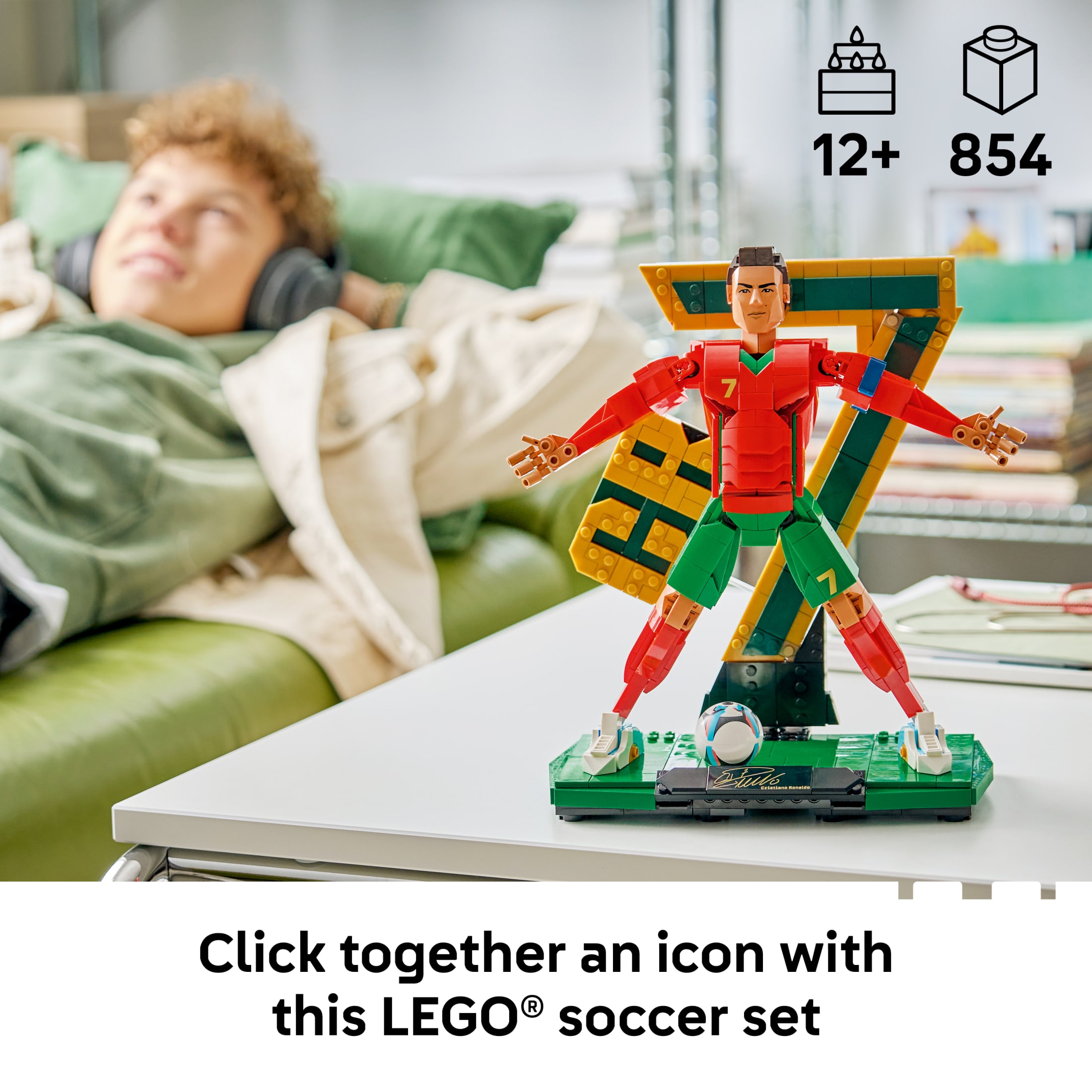 LEGO Ediciones Cristiano Ronaldo - Set de Colección Co-Pack - Juguete de Construcción para Niños - Coleccionable de Fútbol - Decoración Deportiva para Niños y Niñas, Mayores de 12 - Idea de Regalo para Fans del Fútbol - 66823 4