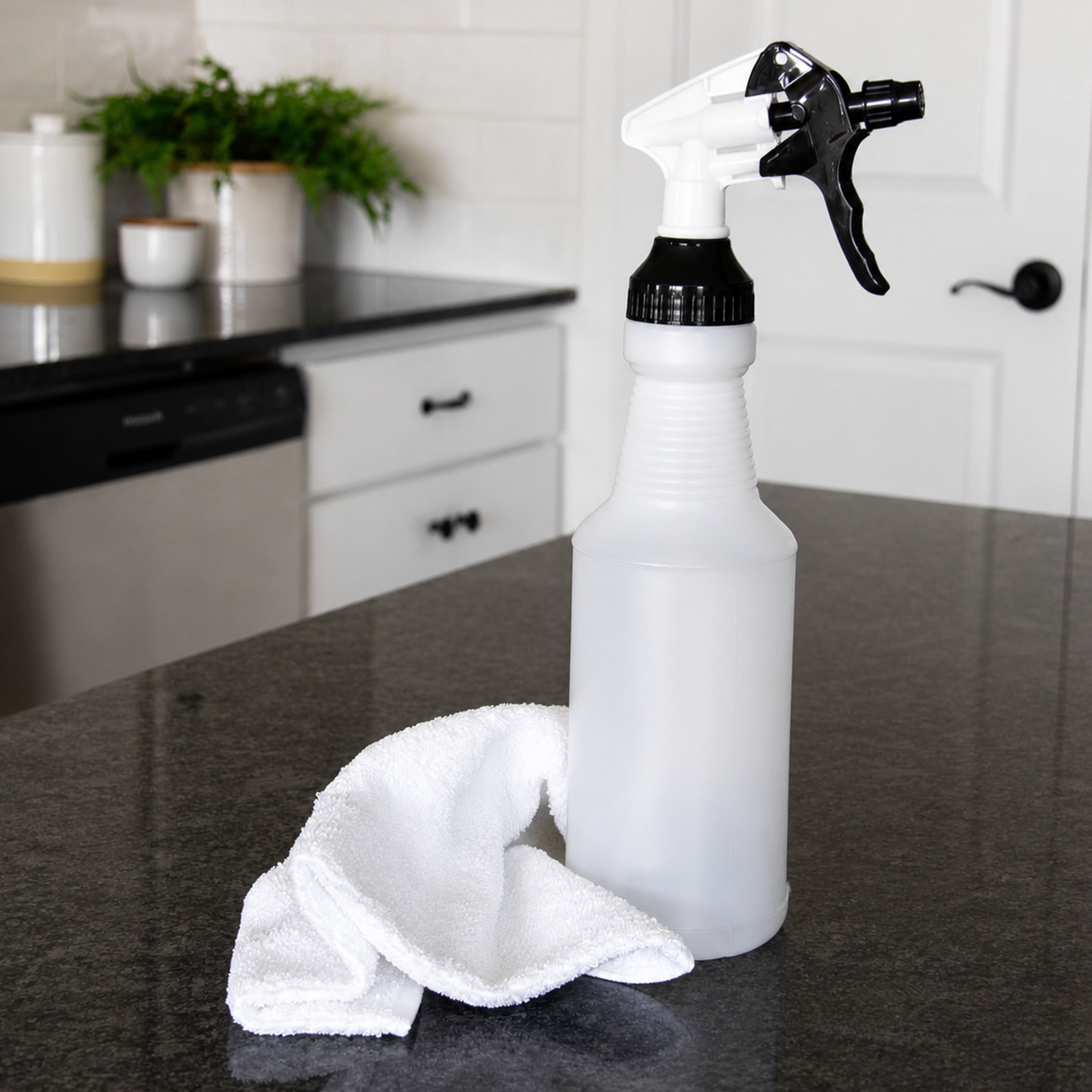 Stout Stuff Plastic Wide Mouth Empty Spray Bottle, Holds 32oz
