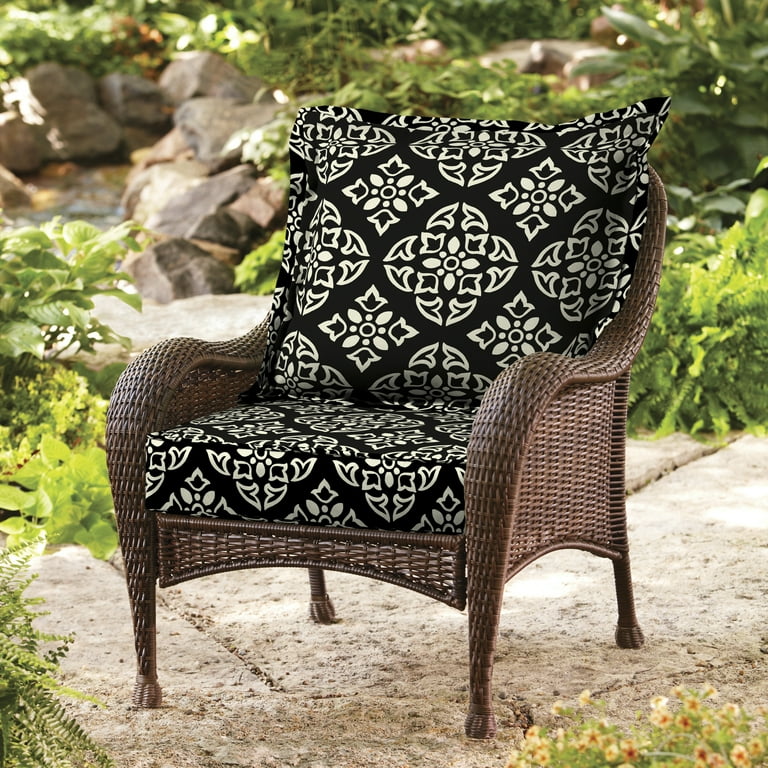 Better Homes & Gardens Black and White Medallion Outdoor Patio Reversible Deep Seat Pillow Back with Flange, 21 Better Homes & Gardens Black and White Medallion Outdoor Patio Reversible Deep Seat Pillow Back with Flange, 21