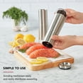 thumbnail image 4 of Molinillo de pimienta KitchenAid de acero inoxidable, 20 cm, 4 of 7