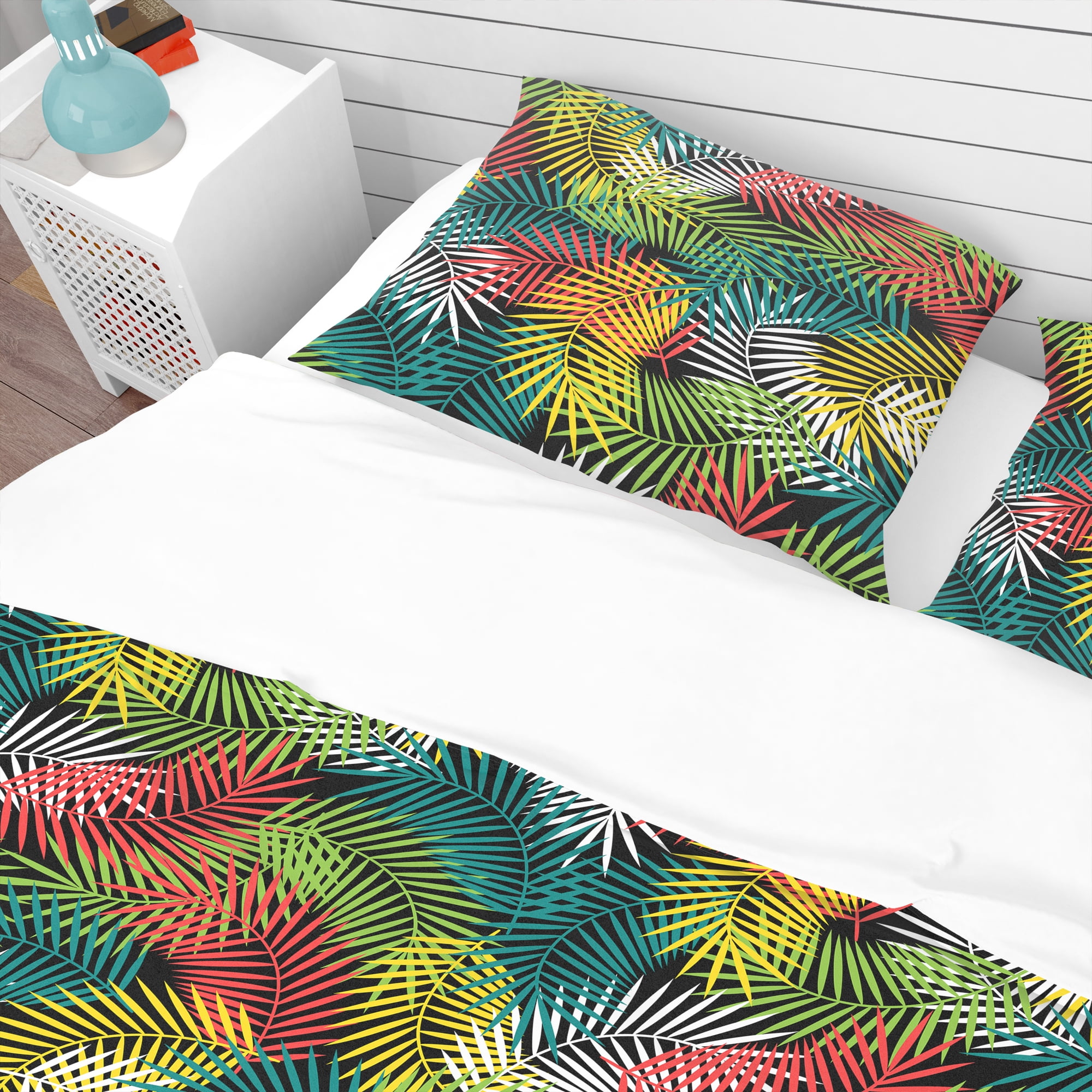 Designart 'Tropical Pattern with Stylized Coconut Palm Leaves' Tropical Duvet Cover Set
